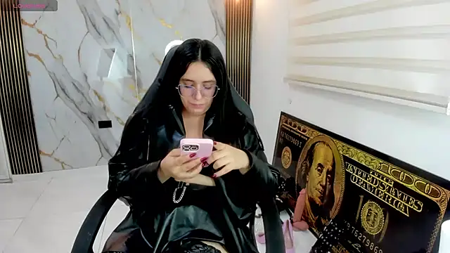 queen_findom1 webcam