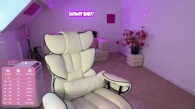 RomyIndyXXX live cam