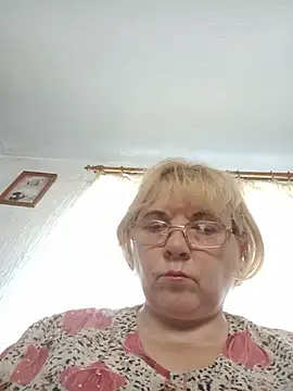 Elena_Beautiful784 webcam