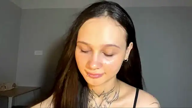 MayraLucarelli webcam