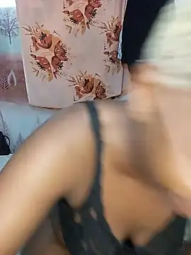 Azariaxxx webcam