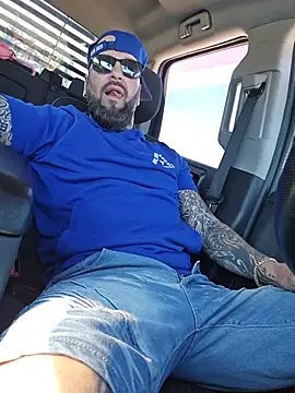 Beardedtattood live sex cam
