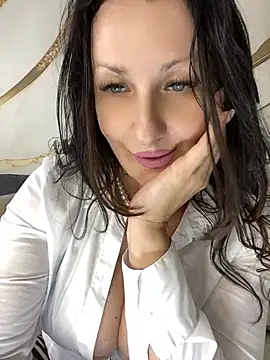 AnnaGrei webcam