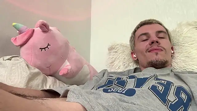 Jeremy1Scott live webcam show