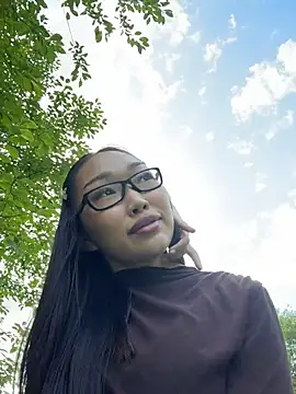 trytomakememoam webcam