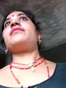 Hot_kamla