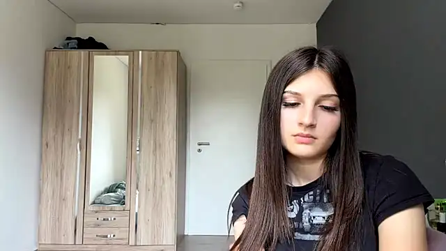SpanishRooter webcam