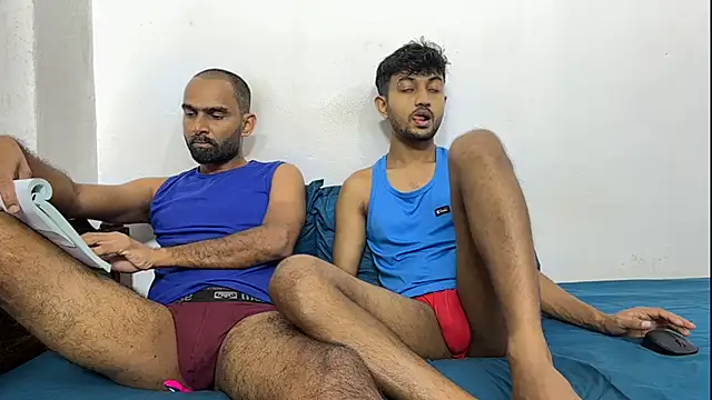 DesiDaddyandSon webcam