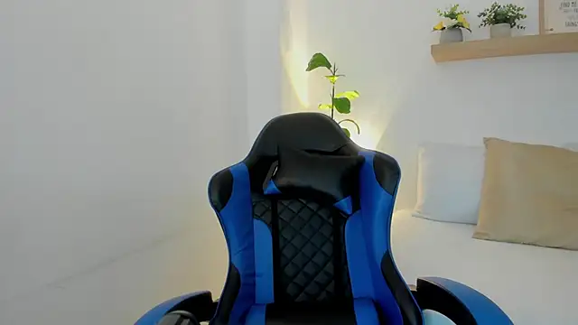 bella_99_ webcam