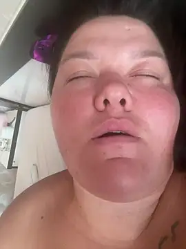SunnyLeila2101 webcam