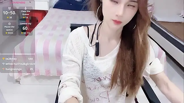 miaomiao-99 live cam on StripChat