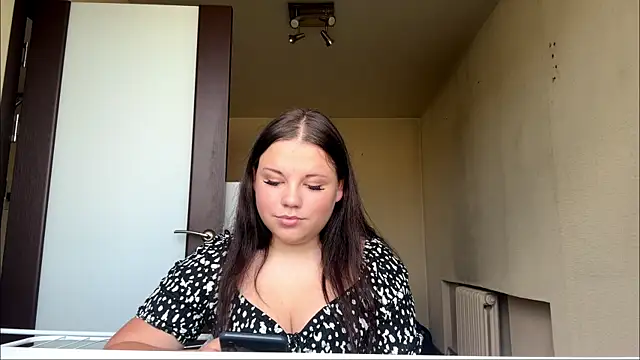 LianalimonLi webcam