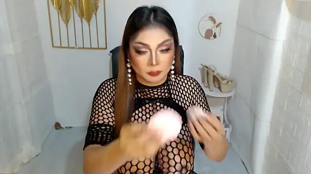 WildSelfsuckerAmanda webcam