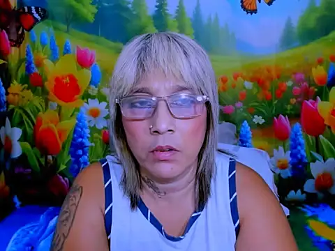 indianroxy webcam