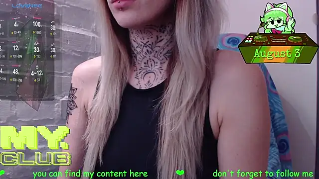 Witch_Emma webcam