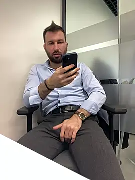 speddy34 (M young) - Show dick