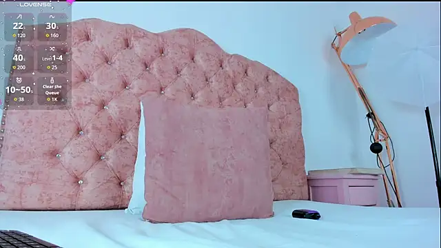 PriscilaCooper_ webcam