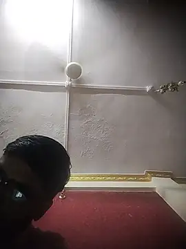 dhirusury050625 webcam