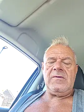 gymrat61 webcam