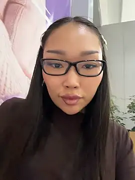 trytomakememoam webcam