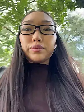 trytomakememoam webcam