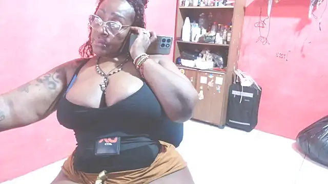 loretybig webcam