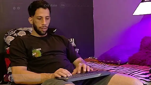 Karim_mansur webcam