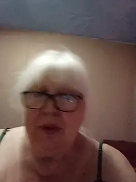 Alexia64231 live webcam show
