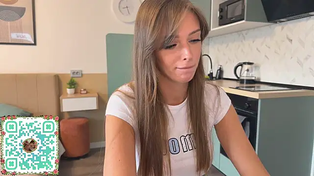 MonaBlisss live webcam show