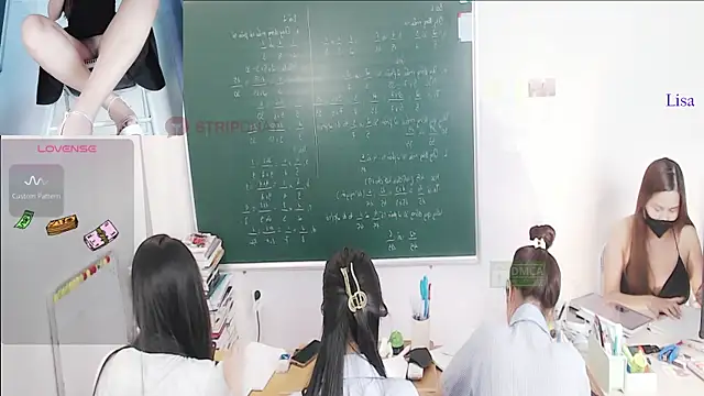 _Math_ Live Webcam on Stripchat