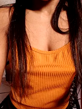 bela14 live webcam show