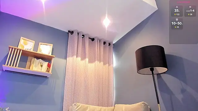 _LaraMom_ webcam