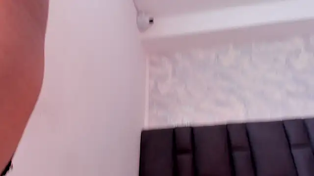 maddy__howard webcam