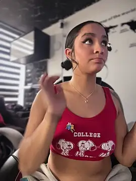 Isabella-Teen webcam