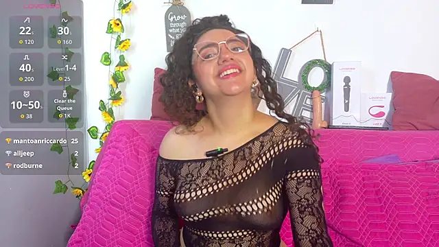 emiily_curly webcam