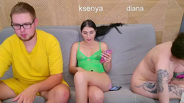 Ksenny live cam