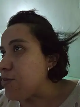 BIADELICIA1 live cam on StripChat