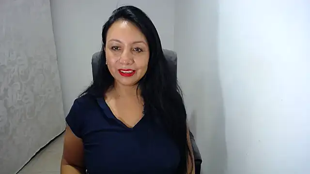 soyElena46 live cam on StripChat