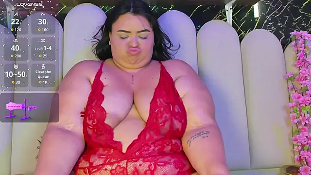 Aura-Luxe live cam on StripChat