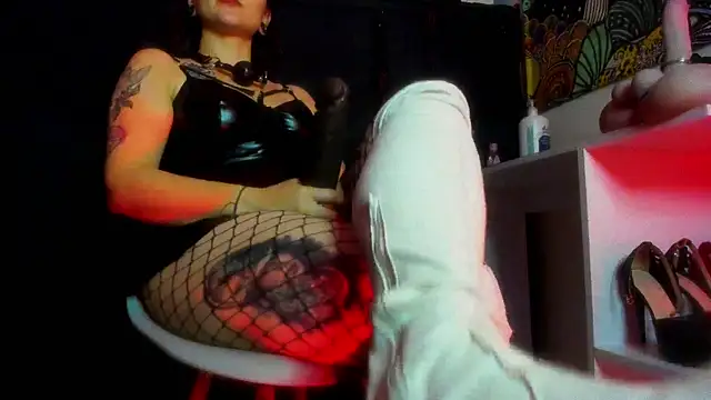 madame_ibby webcam