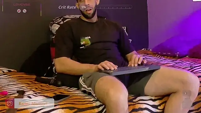 Karim_mansur Live Webcam on Stripchat