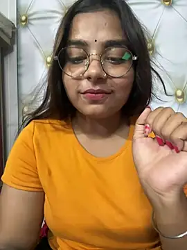 Himani_0122 webcam