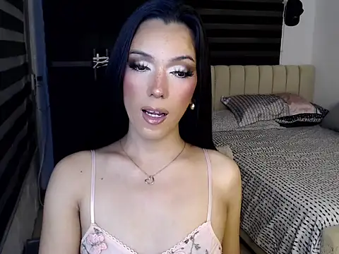 XxIvory_CatxX webcam