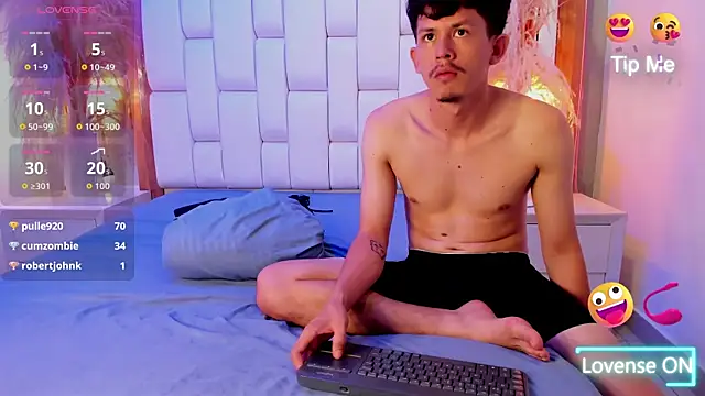 Amy_and_Alex webcam