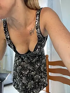 sexylenia webcam