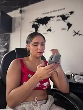 Isabella-Teen webcam