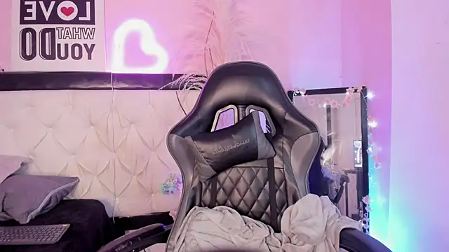 Valk_submissive webcam