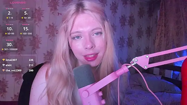 Cutie_Bambi live webcam show