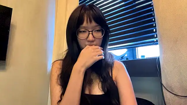 neonami webcam