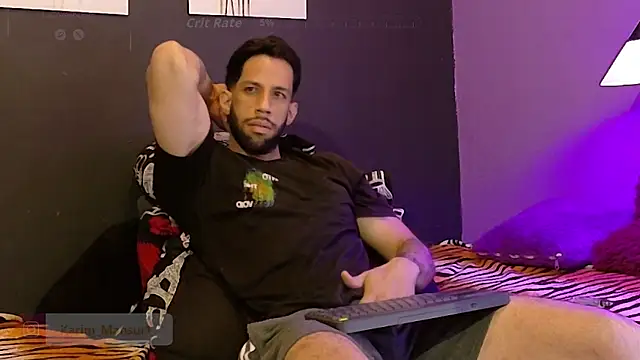 Karim_mansur webcam
